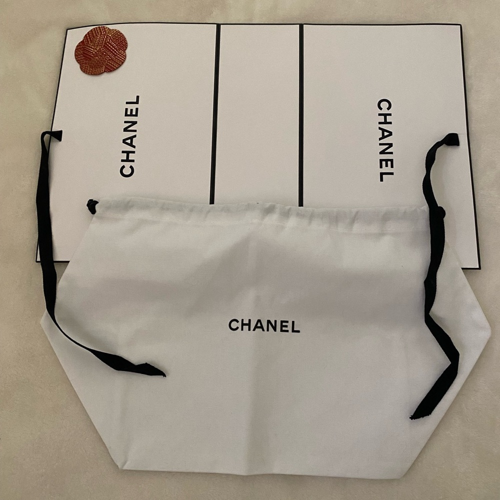 Chanel Gift Bag/Cosmetic Bag